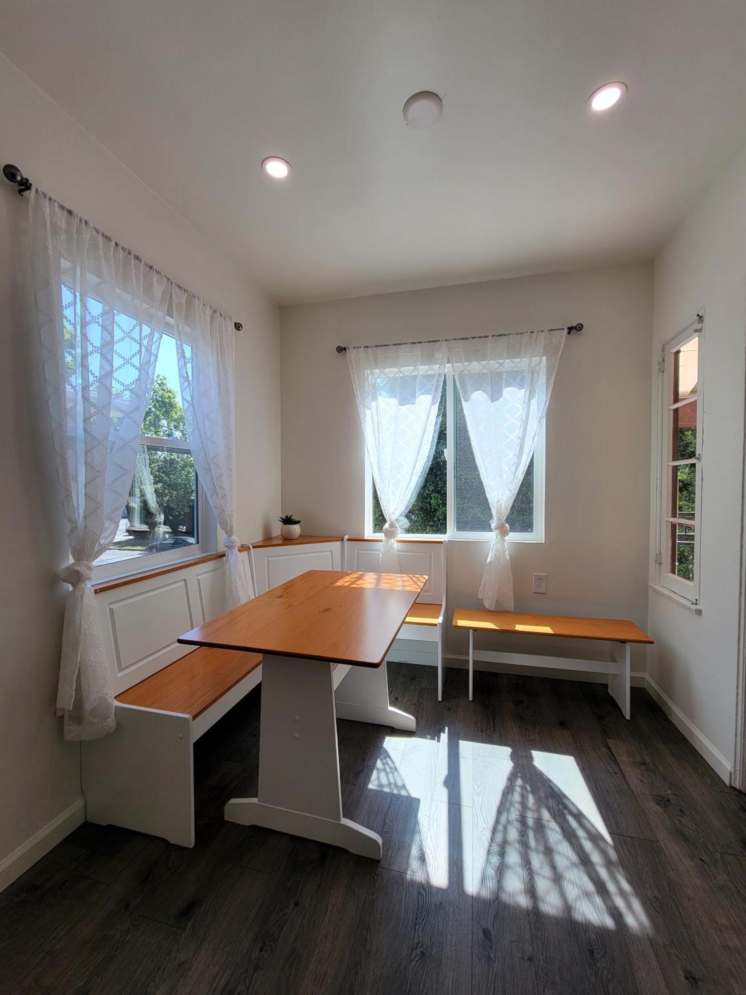 Appartement Perfectly Located Pico Robertson 3 Bedroom Walk To Restaurants Wifi Tv Game Console Parking 5 Minutes To Rodeo Drive